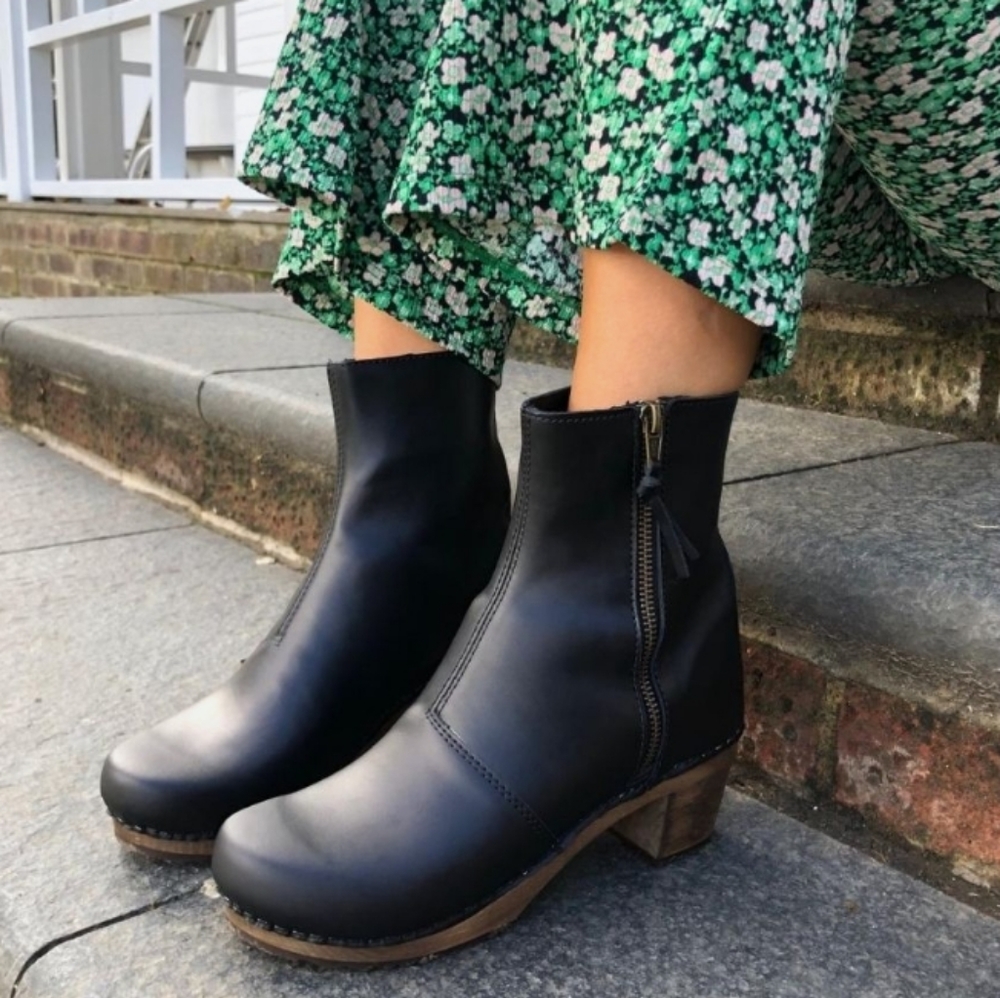 Lotta Emma Leather Clog Boots, size 39